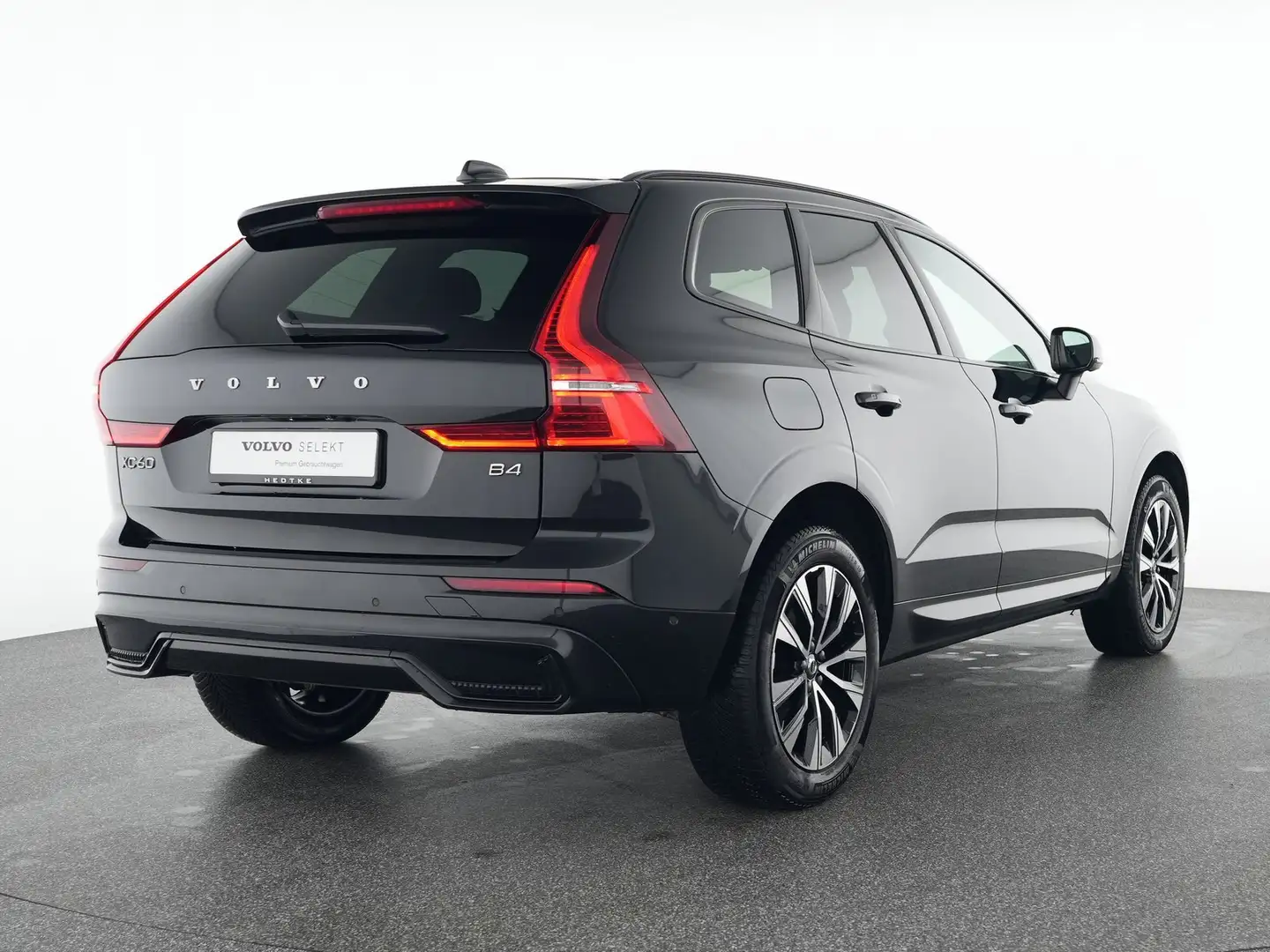 Volvo XC60 B4 Diesel Plus Dark 19"+AHK+VOLL-LED+360° Schwarz - 2