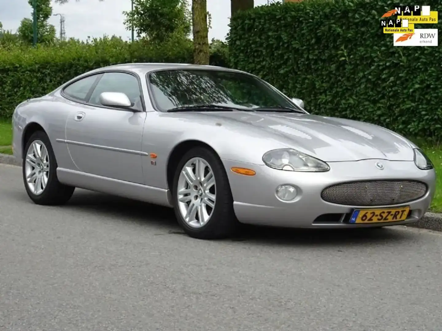 Jaguar XKR 4.2 V8 Coupé Supercharged *396PK!! **YOUNGTIMER ** Szürke - 1