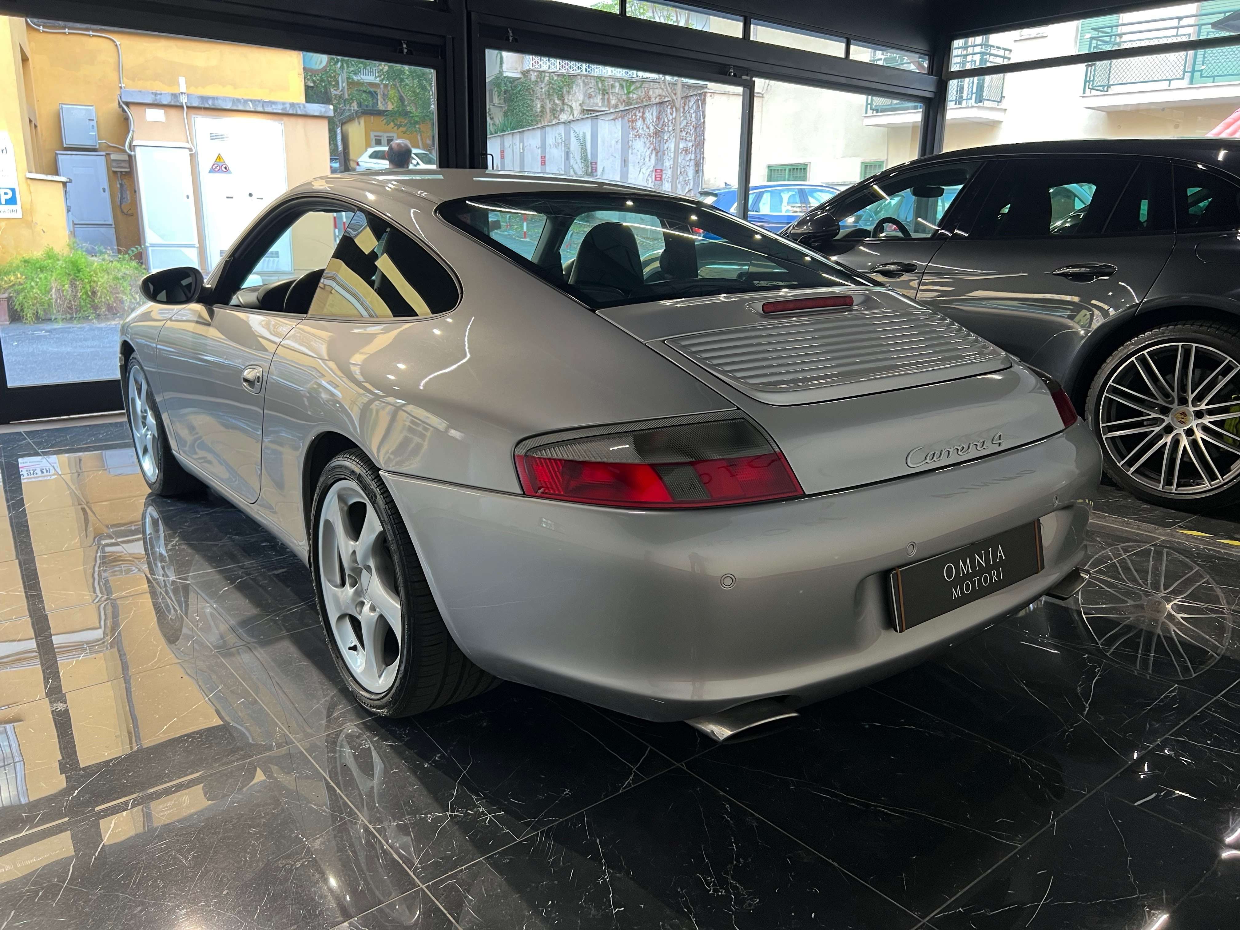 Porsche 996