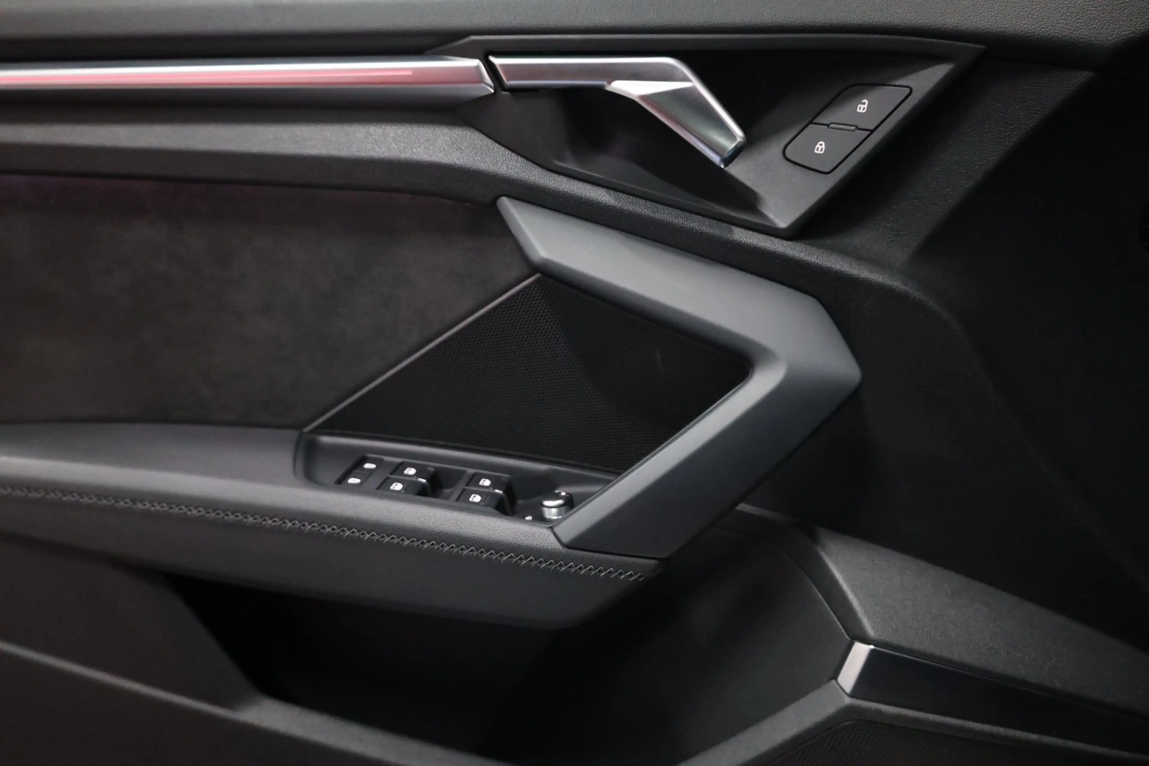 Audi S3 Sportback 2.0 TFSI quattro 310+PK LED/VIRTUAL/B&O/ — photo 14