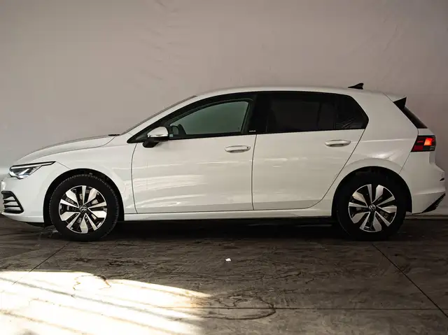 Volkswagen Golf view 2