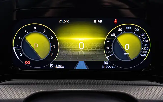 Volkswagen Golf view 13