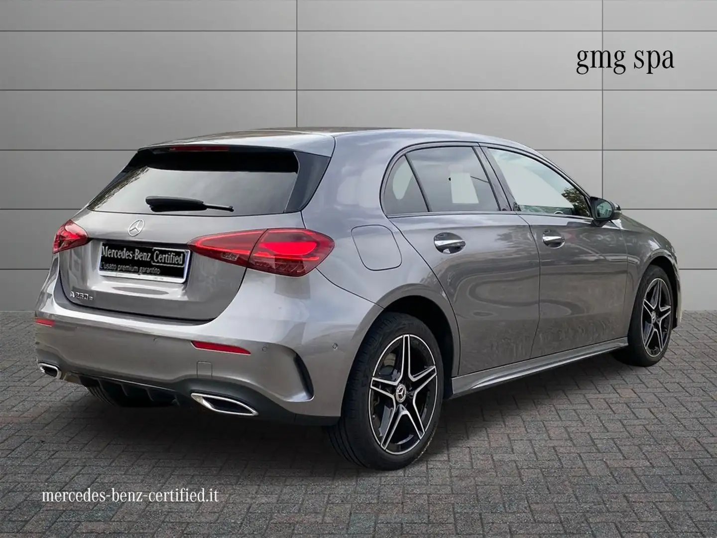 Mercedes-Benz A 250 A 250 e phev AMG Line Advanced Plus auto Grigio - 2