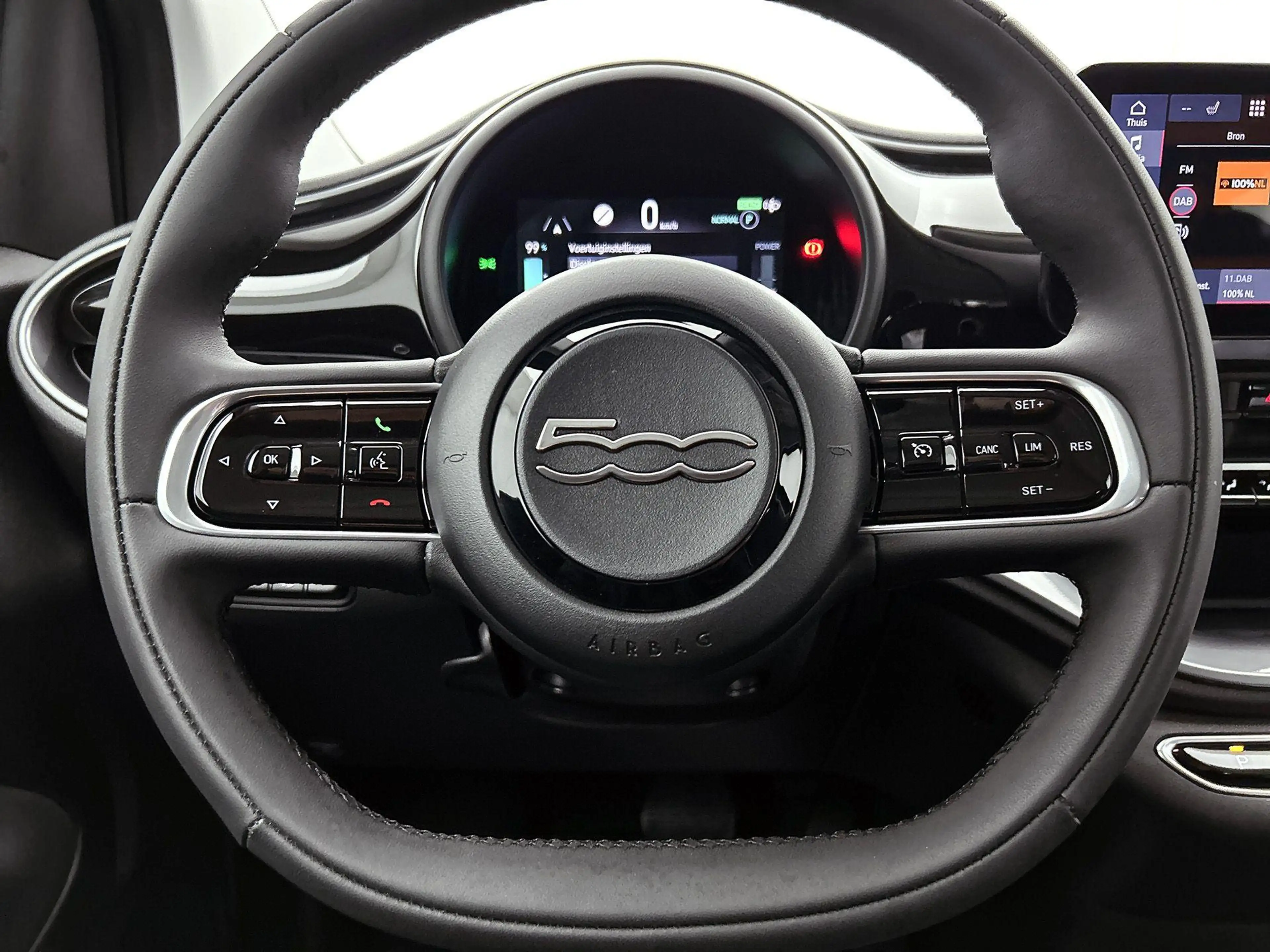 Fiat 500 118pk Urban 42 kWh Automaat | Apple Carplay/Androi — photo 13