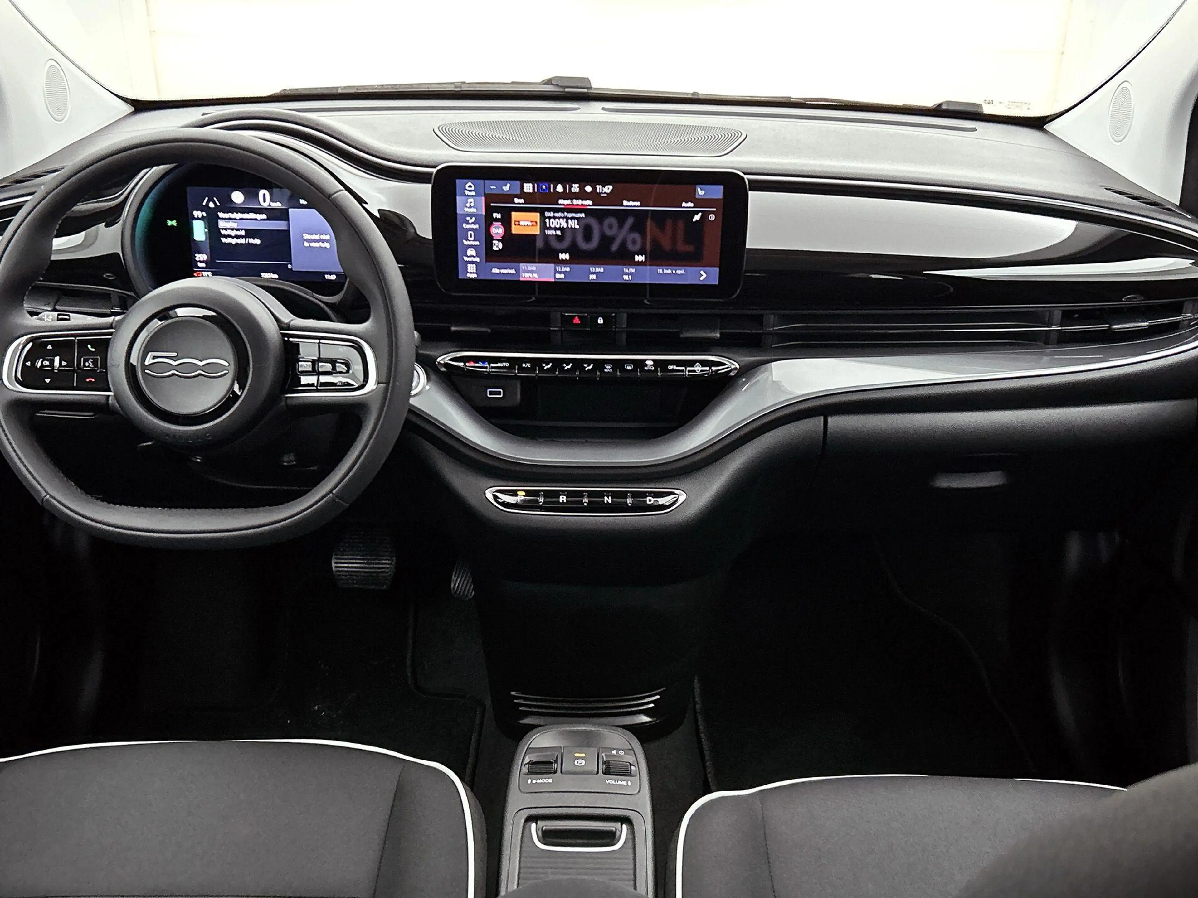 Fiat 500 118pk Urban 42 kWh Automaat | Apple Carplay/Androi — photo 11