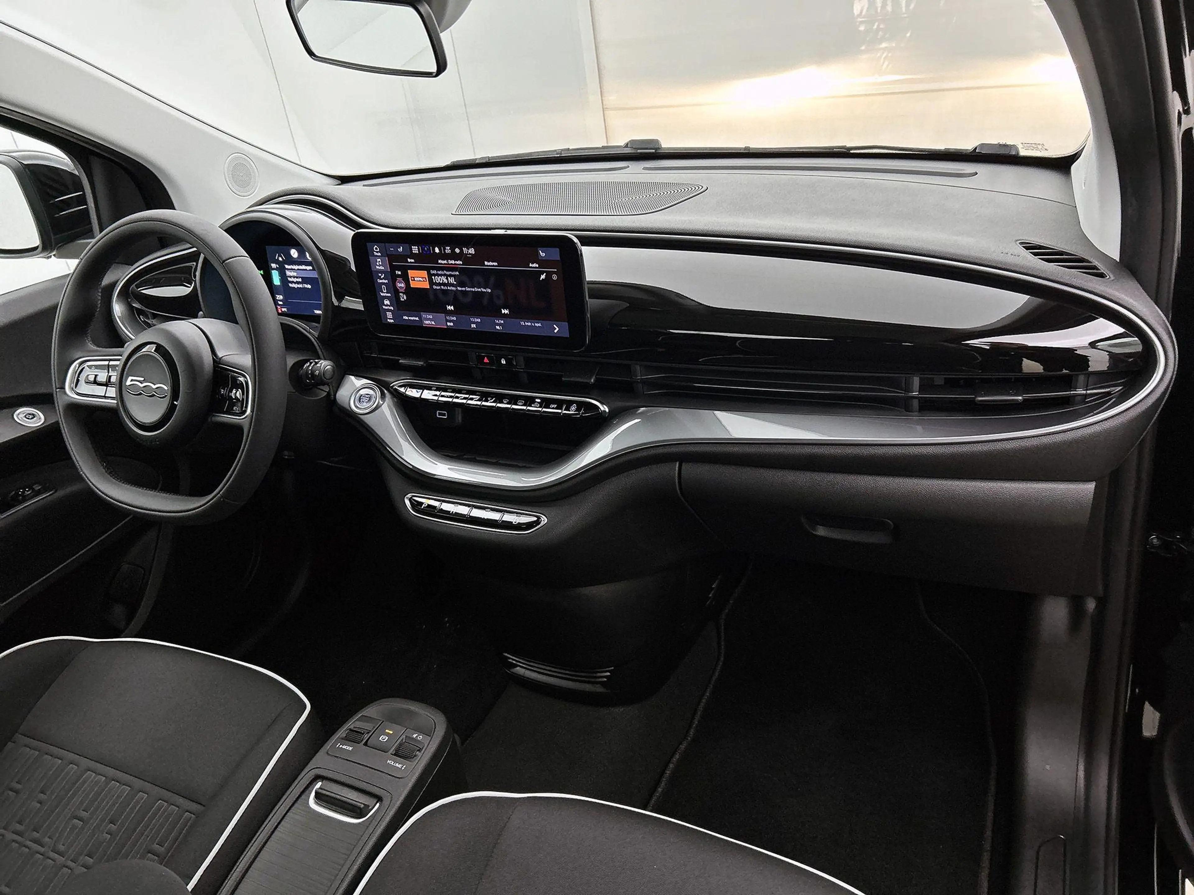 Fiat 500 118pk Urban 42 kWh Automaat | Apple Carplay/Androi — photo 12