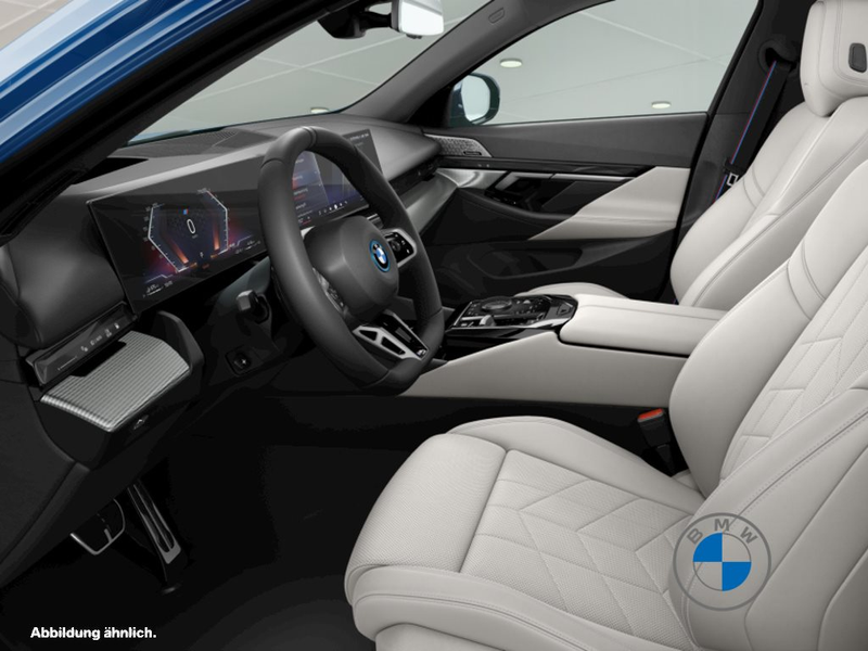 BMW 550 e xDrive Touring M Sport Pro 19" AHK Pano — photo 4