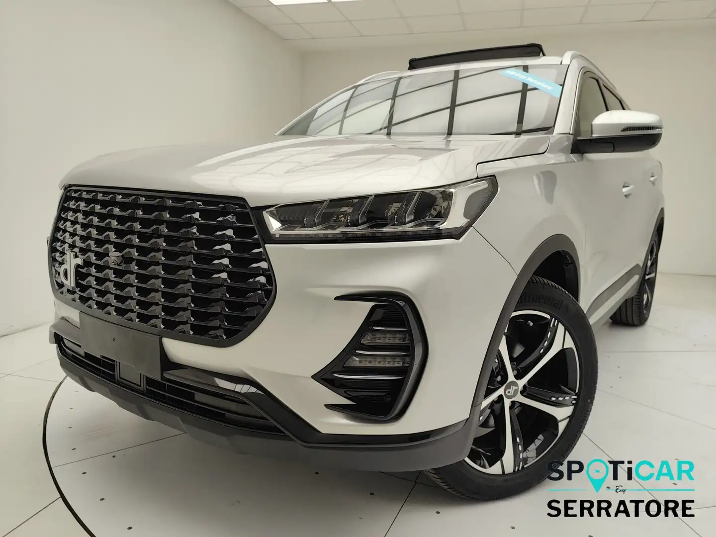 DR Automobiles DR6.0 1.5 Turbo CVT Silber - 1