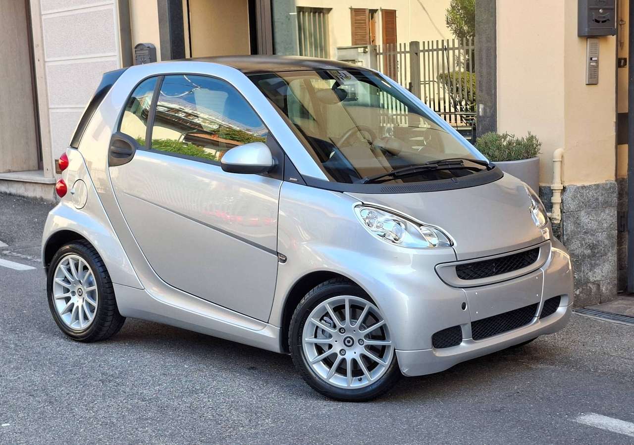 smart forTwo 1.0 mhd Passion 71cv Km 57.446 con SERVOSTERZO