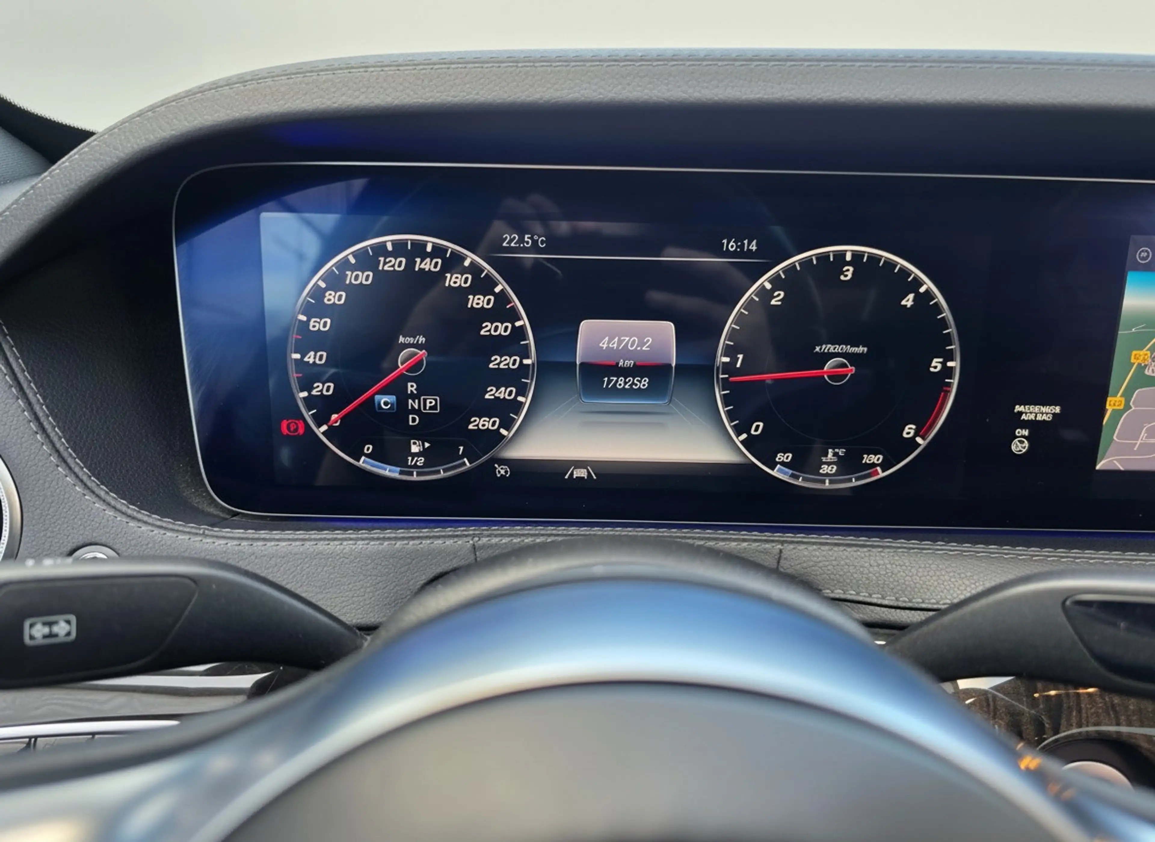 Mercedes-Benz S 400 400d 4Matic Lang Premium Plus — photo 27