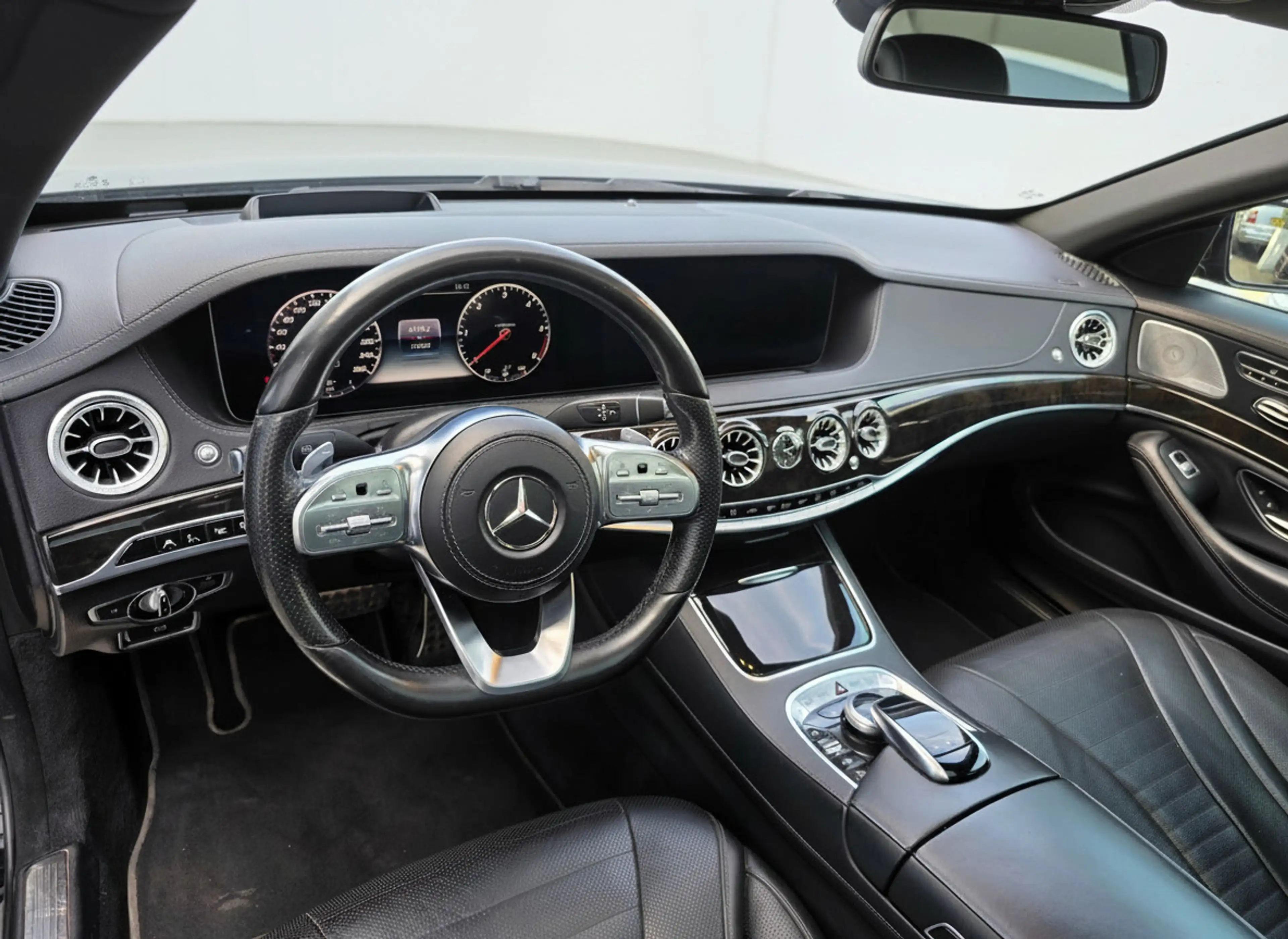 Mercedes-Benz S 400 400d 4Matic Lang Premium Plus — photo 25