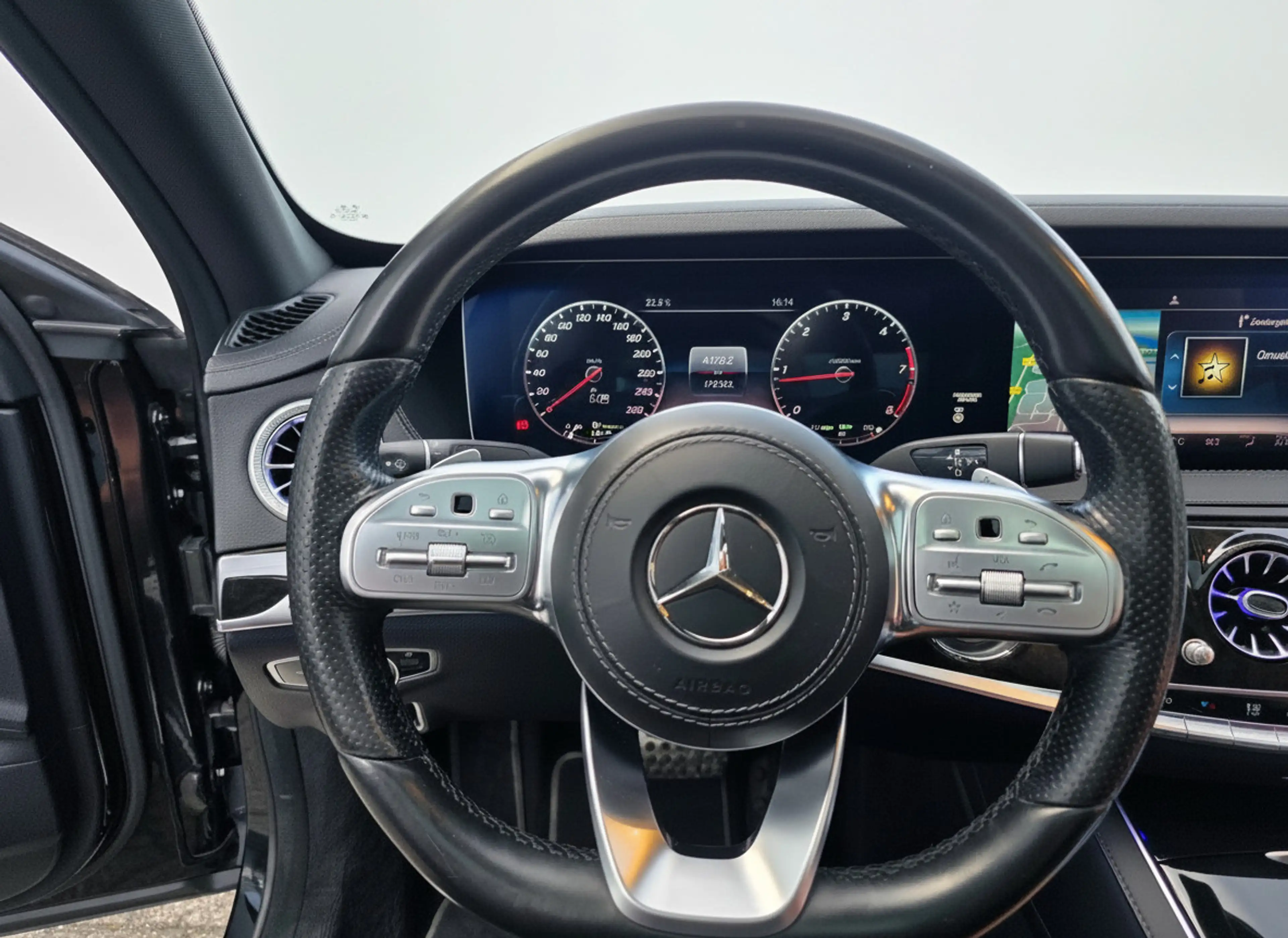 Mercedes-Benz S 400 400d 4Matic Lang Premium Plus — photo 26