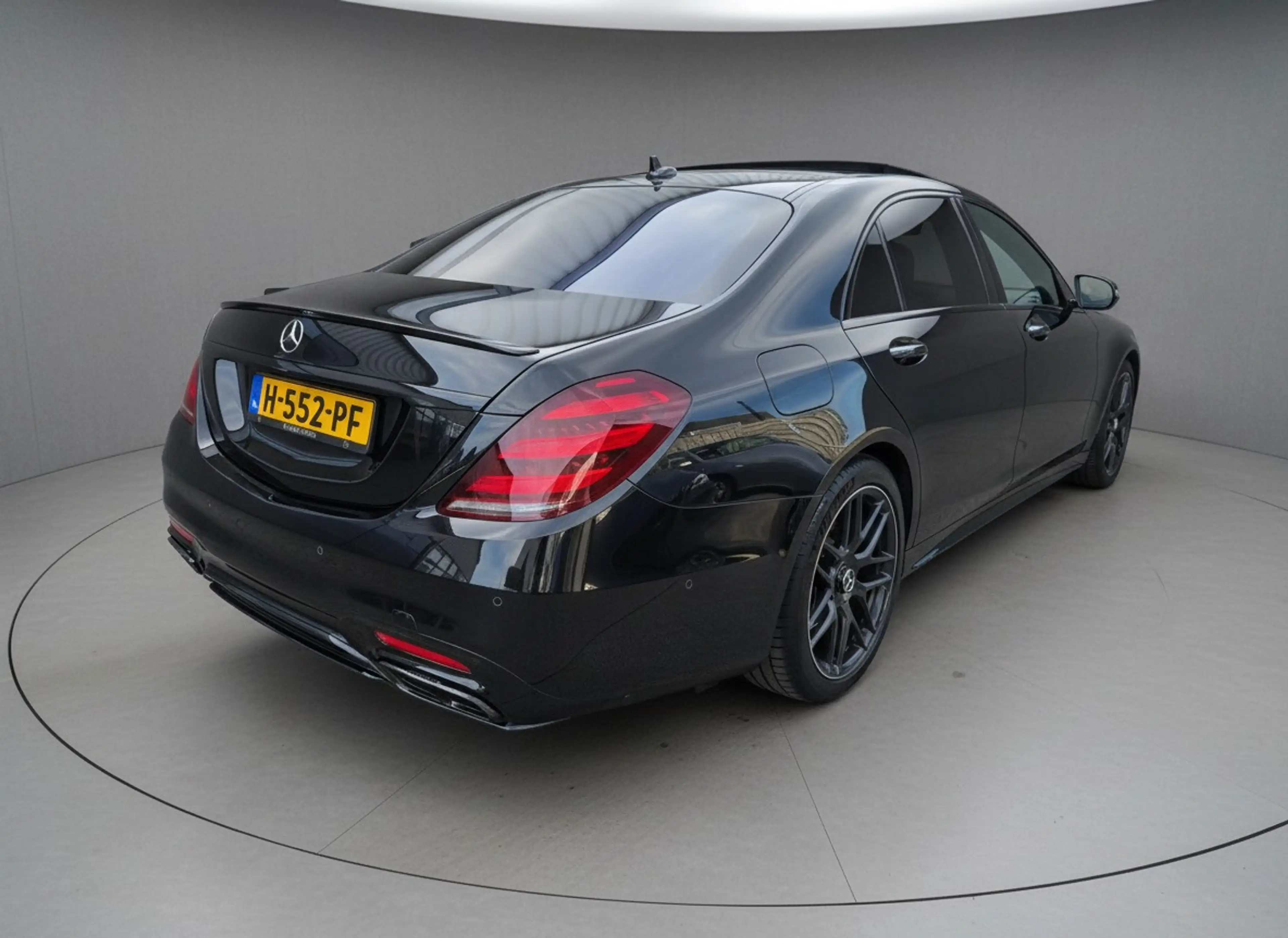 Mercedes-Benz S 400 400d 4Matic Lang Premium Plus — photo 8