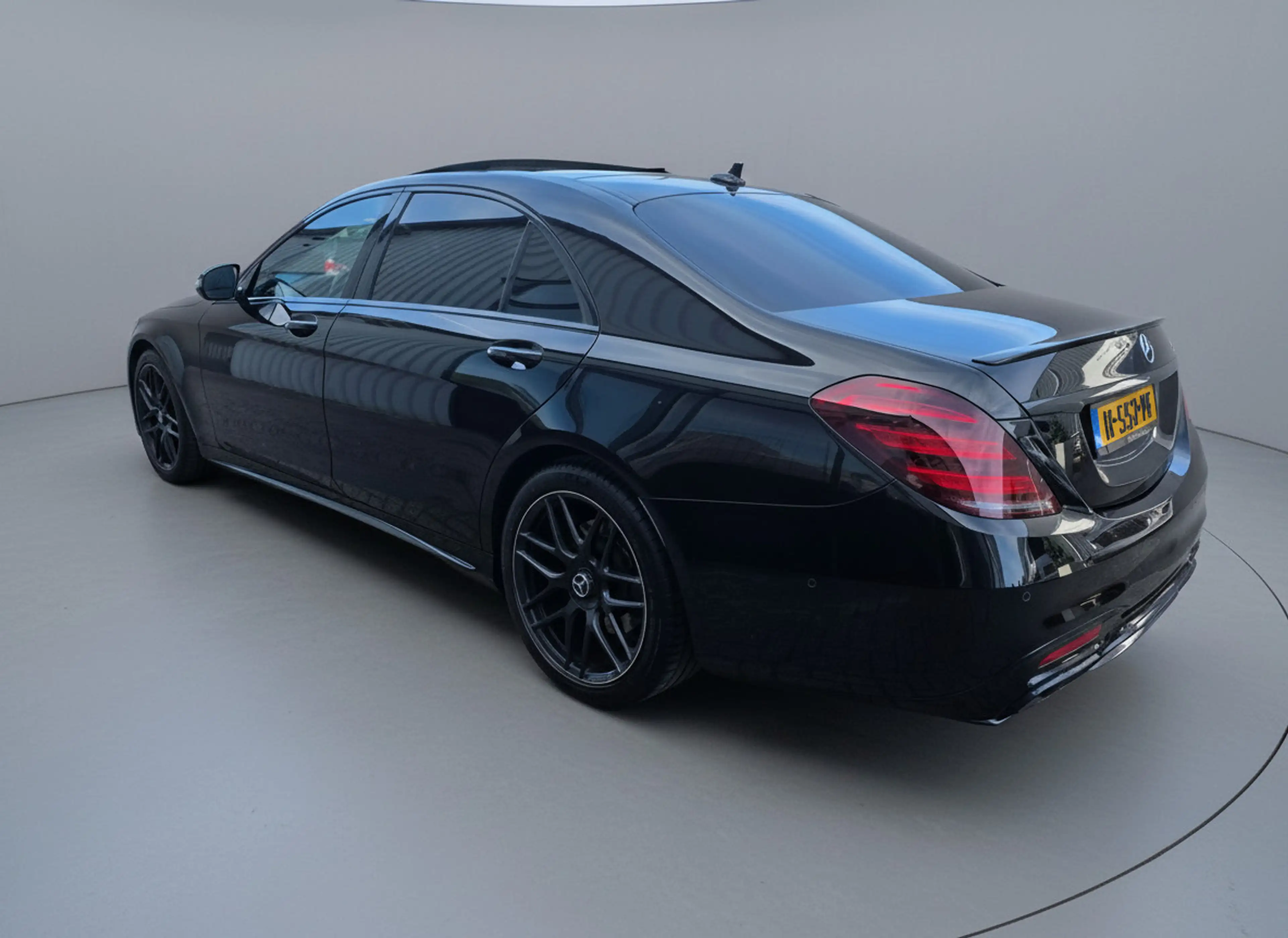 Mercedes-Benz S 400 400d 4Matic Lang Premium Plus — photo 11
