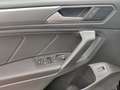 Volkswagen Tiguan Allspace 2.0 TSI R-Line 4Motion Lane Assist, LED-Matrix, A Zwart - thumbnail 17