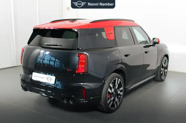 Mini Countryman view 3