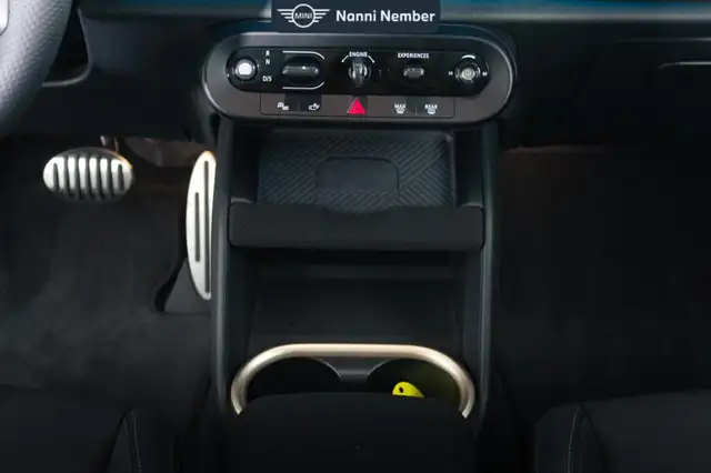 Mini Countryman view 13