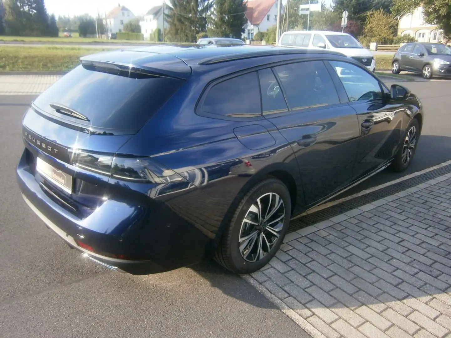 Peugeot 508 SW PureTech 130 EAT8 Allure Pack Blau - 2