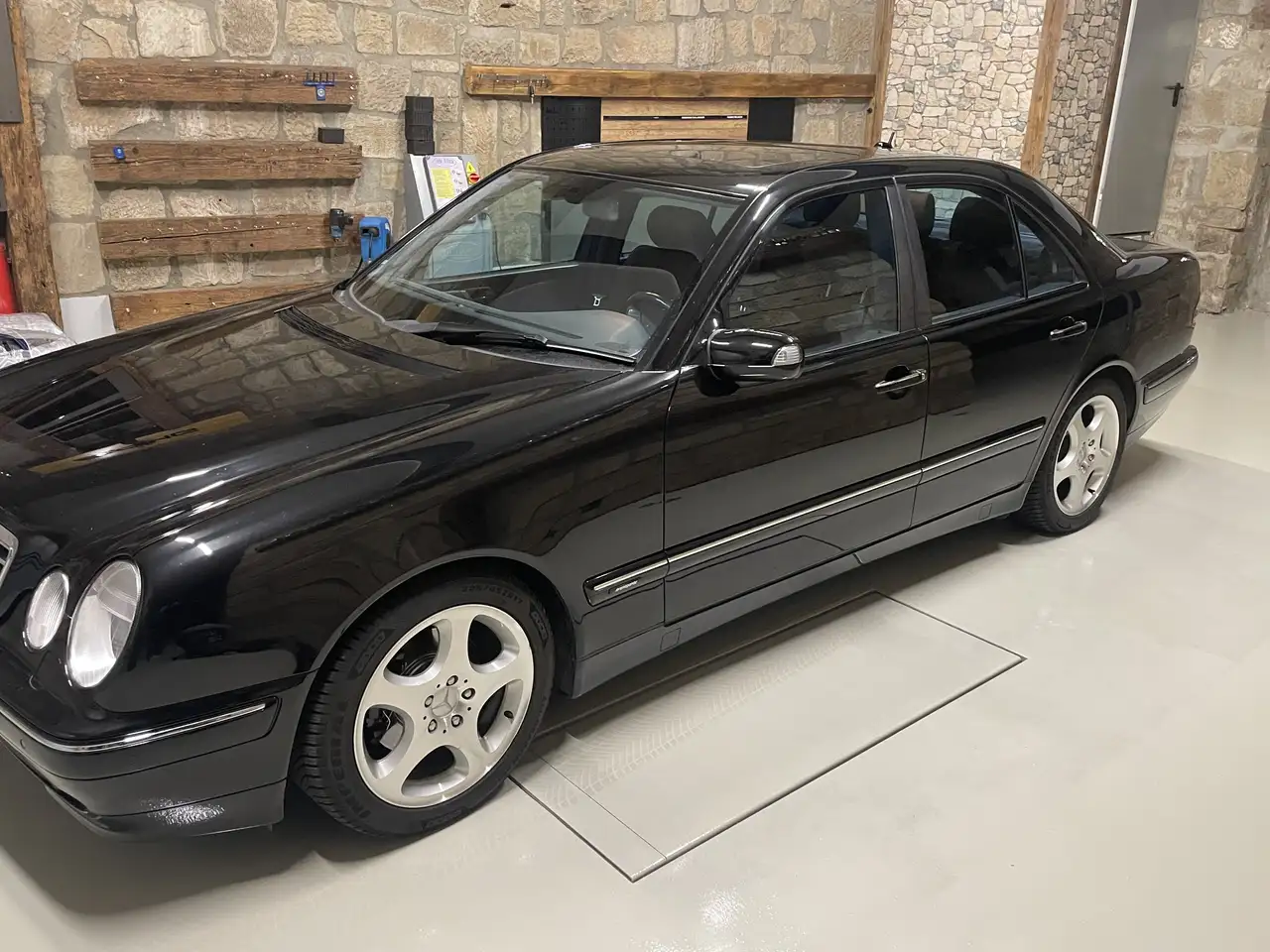 Mercedes-Benz E 280 Avantgarde, foto 5