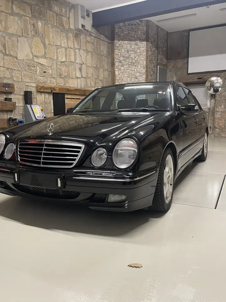 Mercedes-Benz E 280 Avantgarde, foto 6