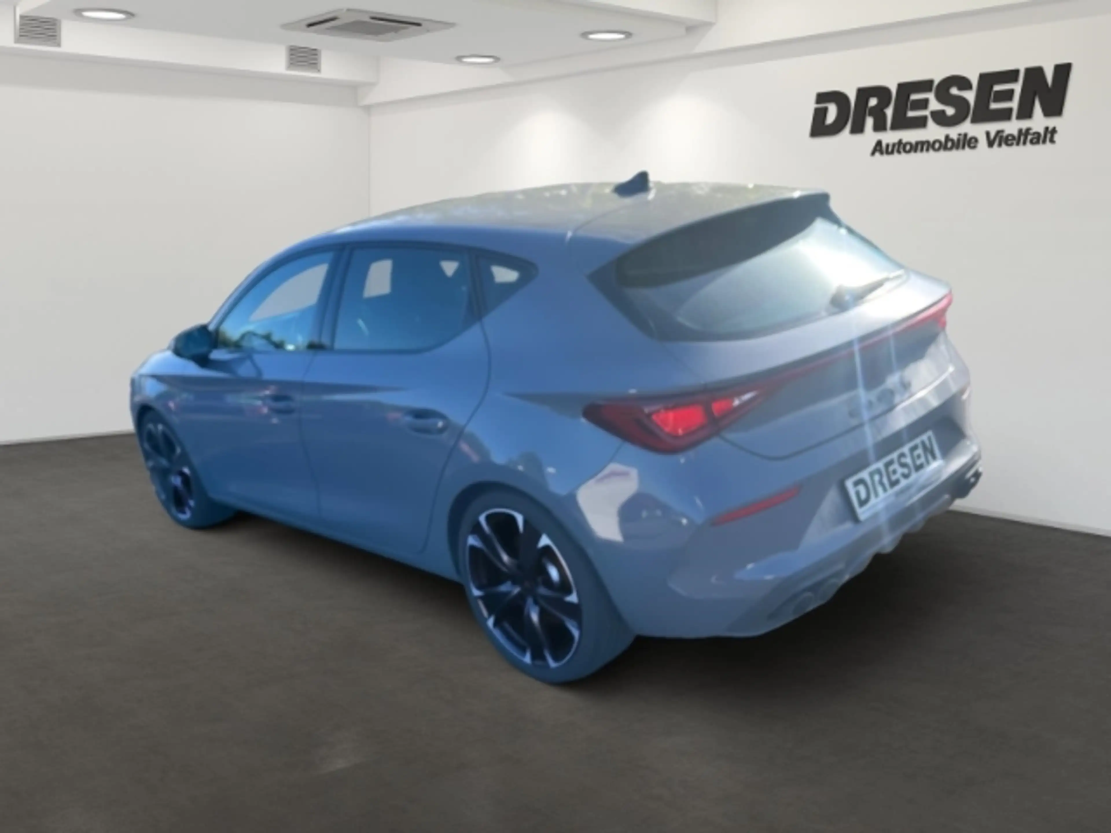 CUPRA Leon VZ CUPRA 2.0 TSI Navi/Kamera/CarPlay — photo 4