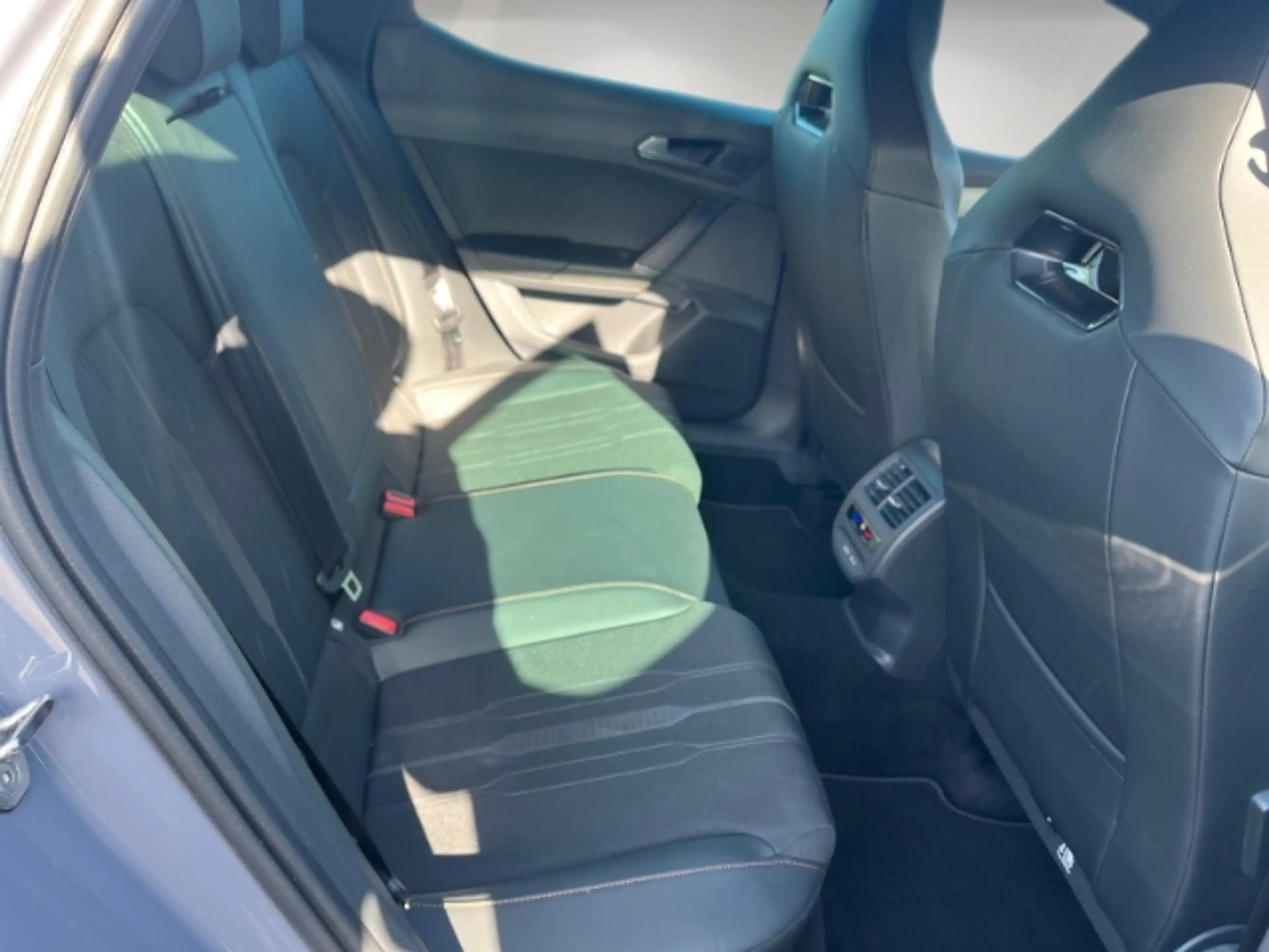 CUPRA Leon VZ CUPRA 2.0 TSI Navi/Kamera/CarPlay — photo 13
