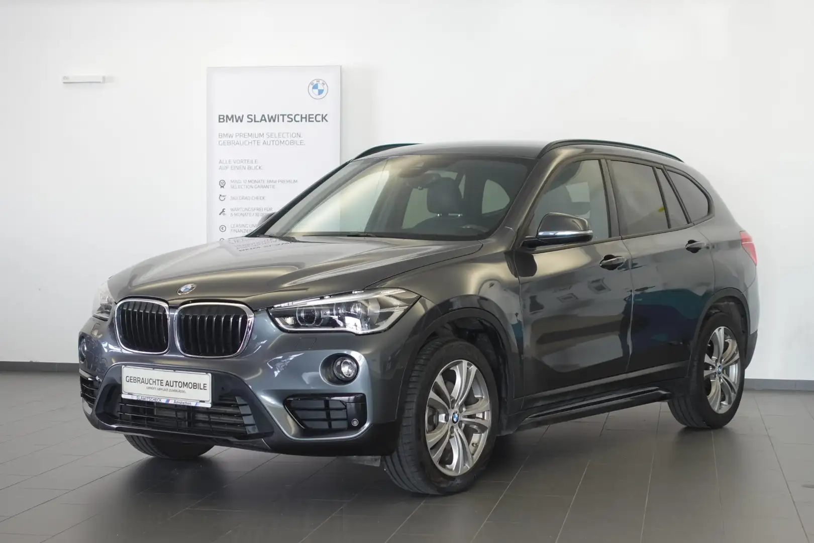 BMW X1 xDrive18d F48 Grau - 1