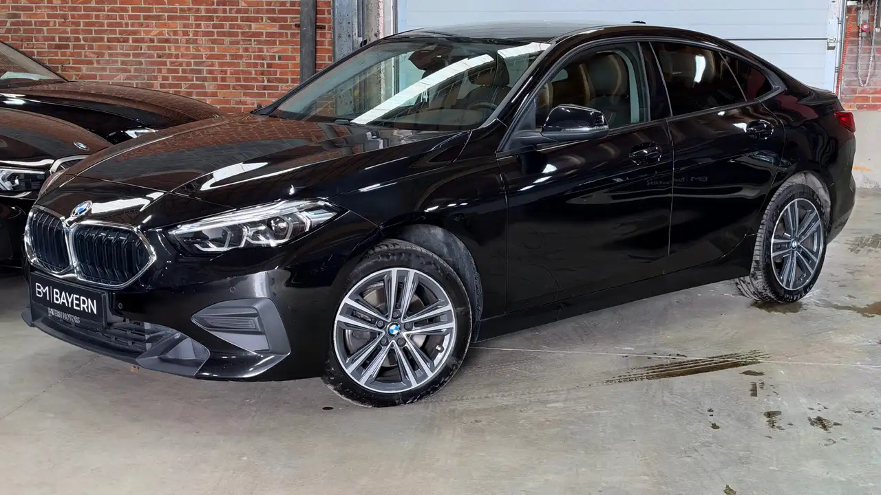 BMW 216