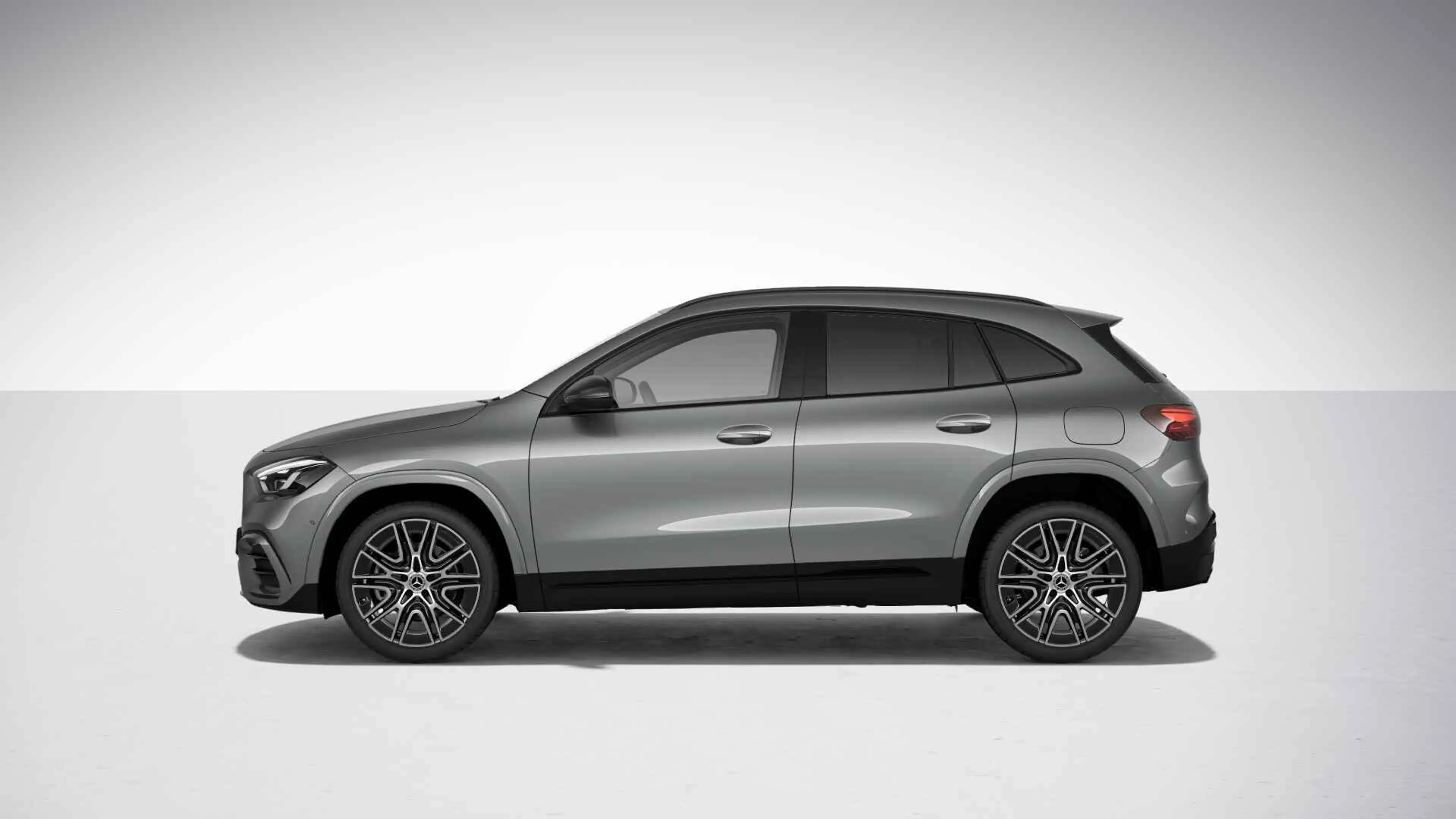 Mercedes-Benz GLA 250 250e '140 Years Edition' — photo 7