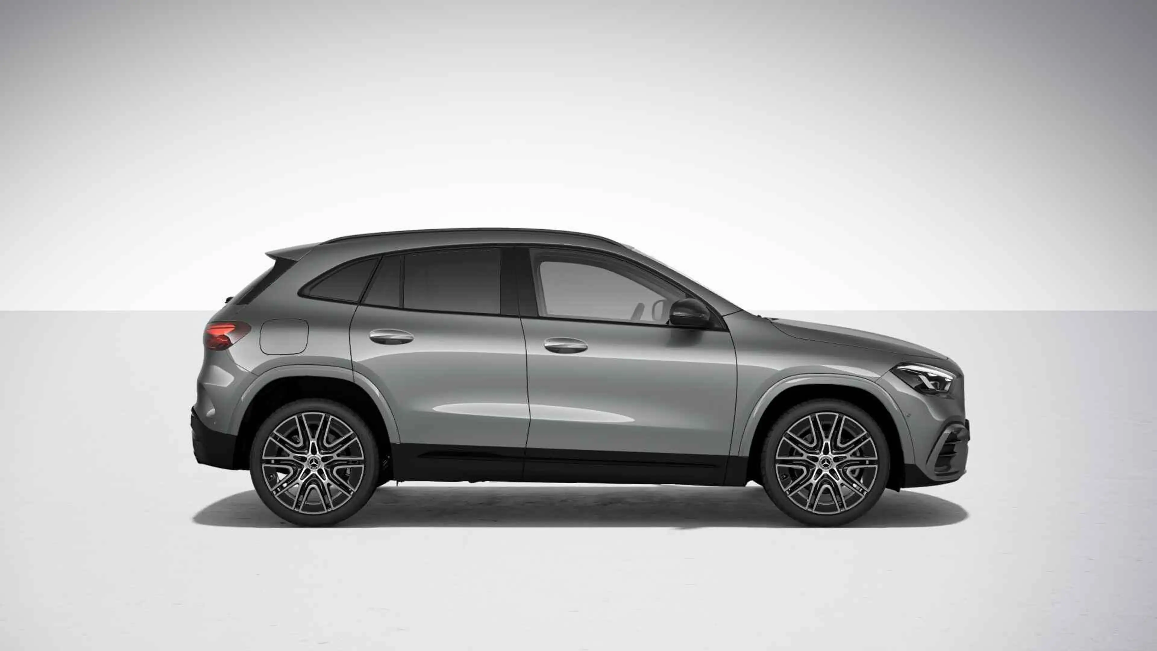 Mercedes-Benz GLA 250 250e '140 Years Edition' — photo 8