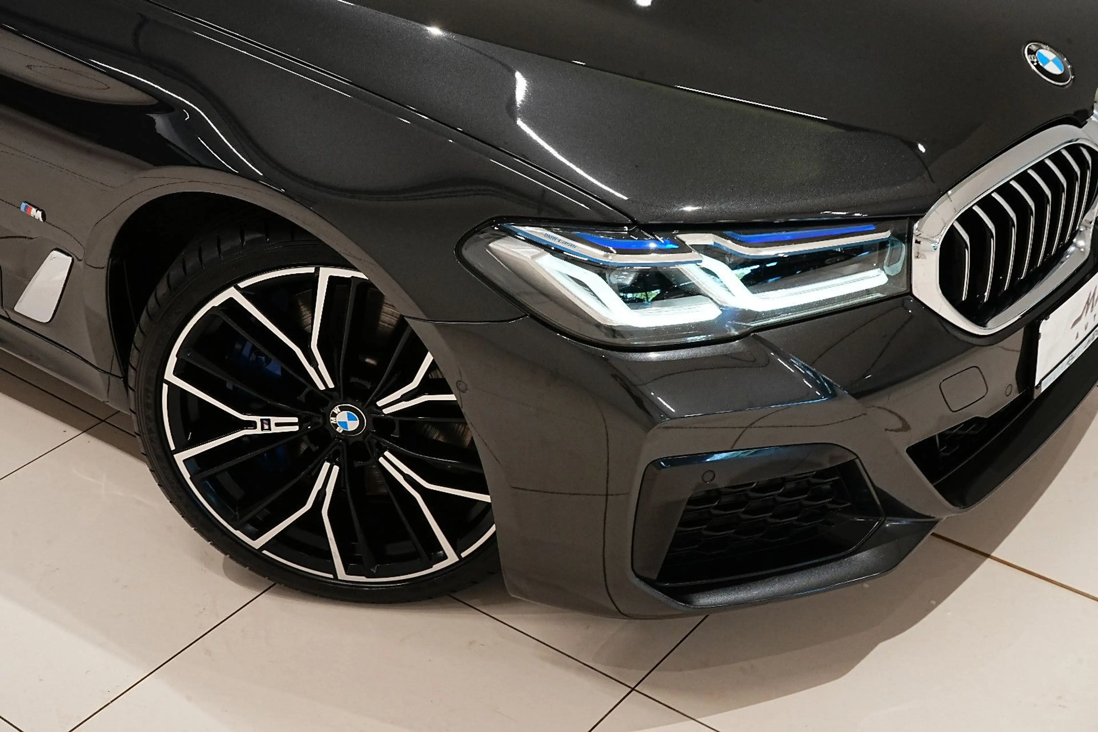 BMW 530 d xDRIVE|M-PAKET|HUD|LASER|PANO|MEMMO|AHK — photo 5