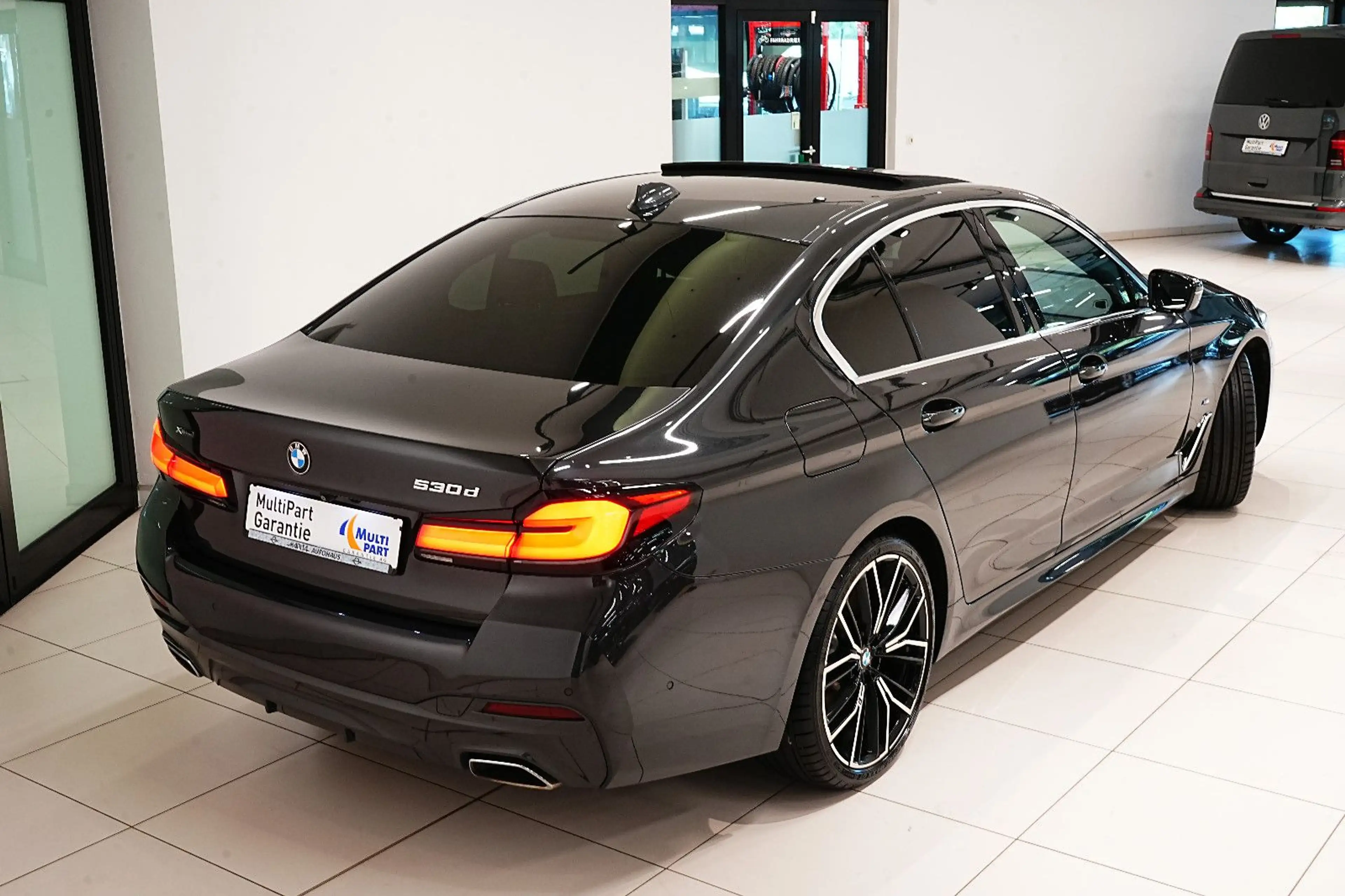 BMW 530 d xDRIVE|M-PAKET|HUD|LASER|PANO|MEMMO|AHK — photo 2