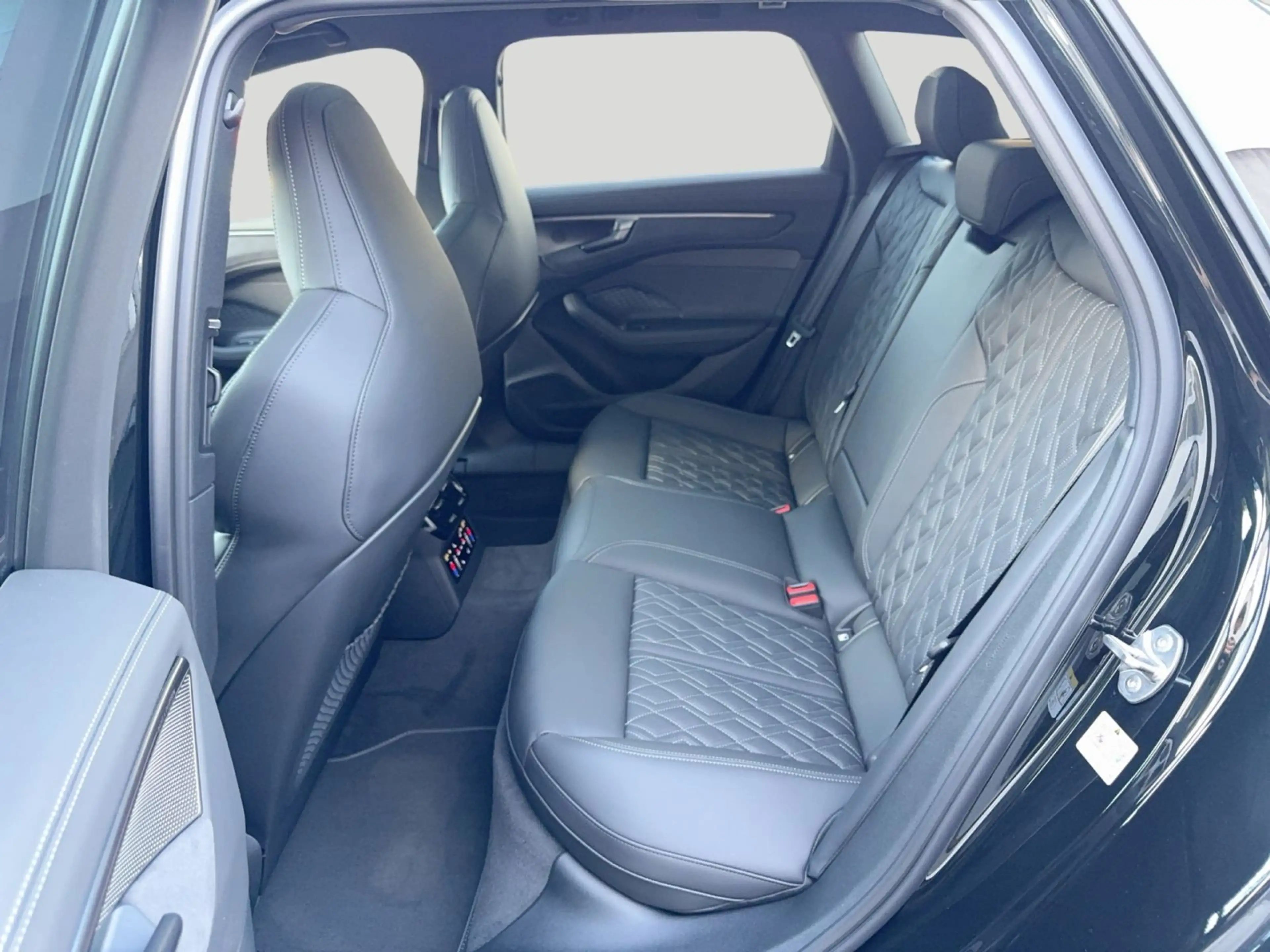 Audi A6 allroad A6 allroad TDI qu S line AHK DIGMATRIX PANO B&O — photo 12