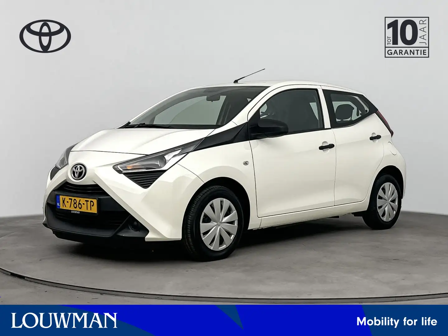 Toyota Aygo 1.0 VVT-i x-fun | NL-Auto | Bluetooth | Airco | Wit - 1