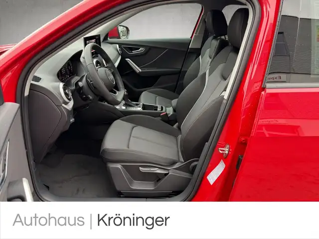 Audi Q2 view 7