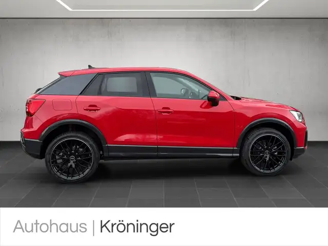 Audi Q2 view 4