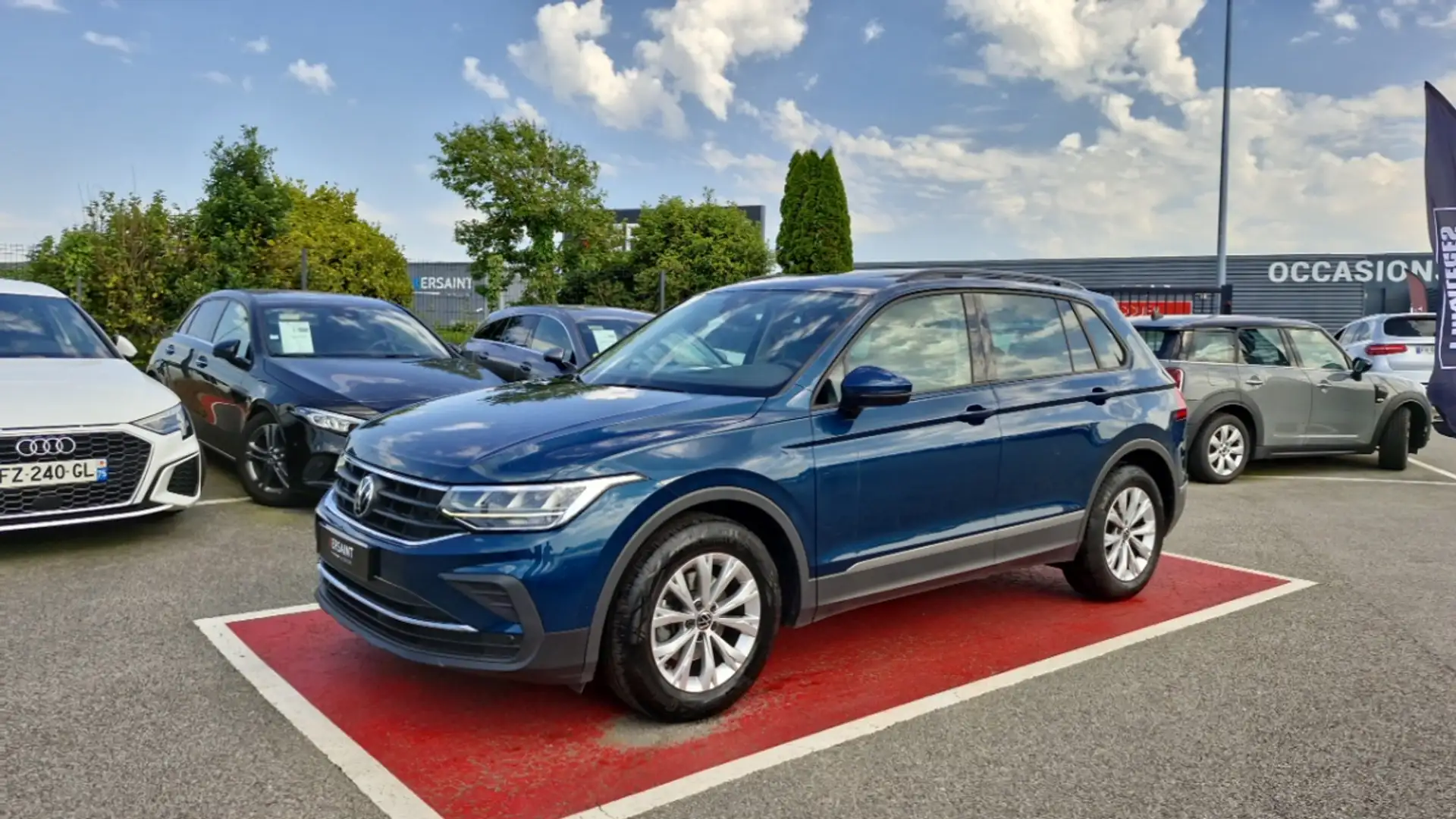 Volkswagen Tiguan BUSINESS 1.5 tsi 150 dsg7 life Bleu - 1