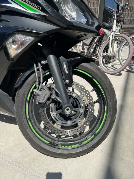Kawasaki Ninja 650 - foto 7