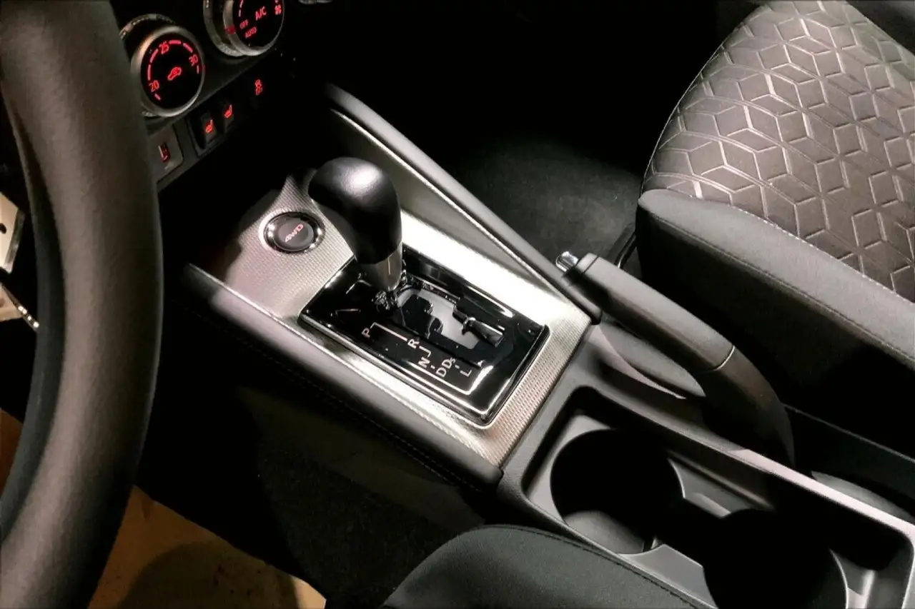Mitsubishi RVR снимка Mitsubishi RVR
