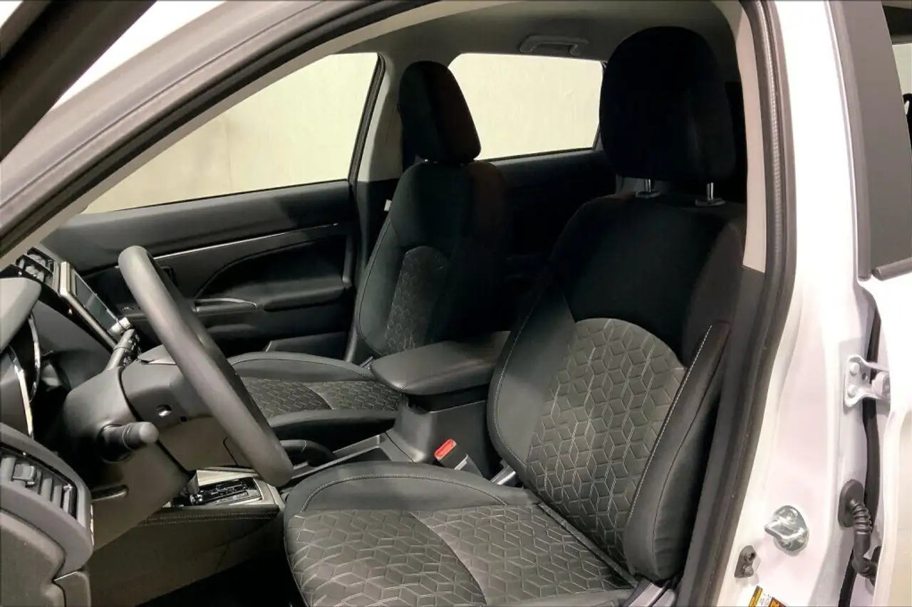 Mitsubishi RVR снимка Mitsubishi RVR