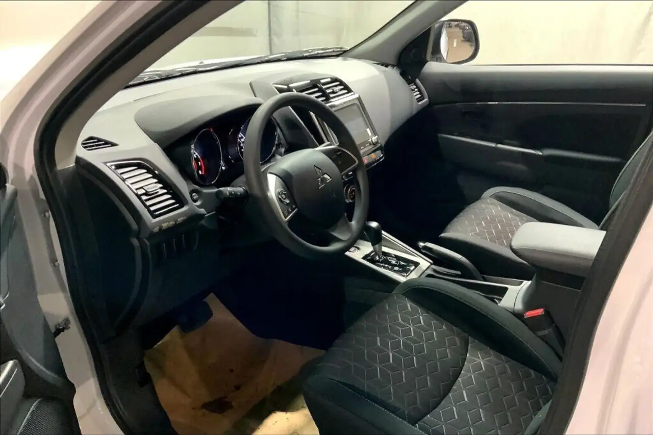 Mitsubishi RVR снимка Mitsubishi RVR