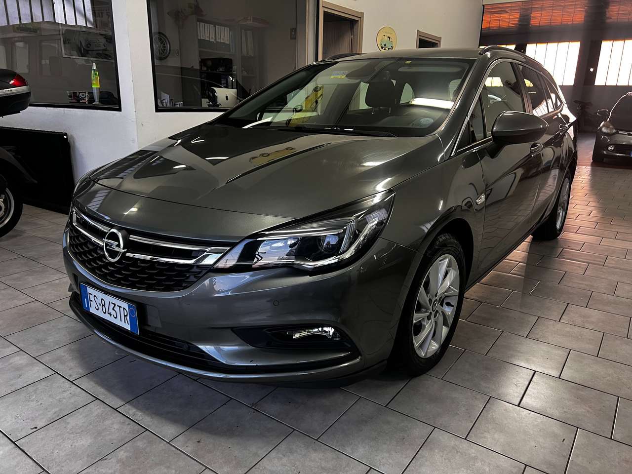 Opel Astra Astra V 2016  Sports Tourer 1.6 cdti Innovation s