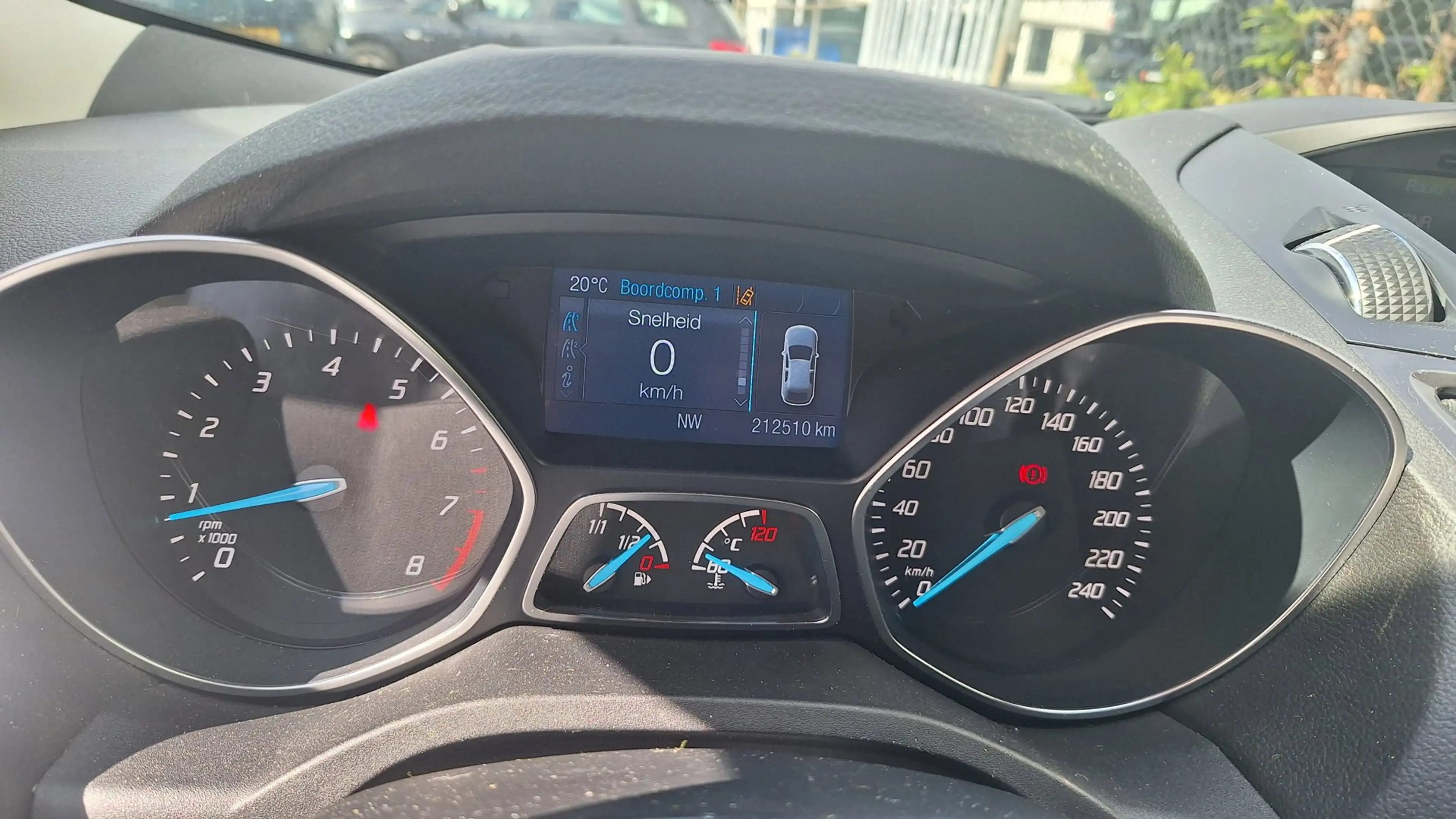 Ford Kuga 1.5 Titanium Styling Pack — photo 6