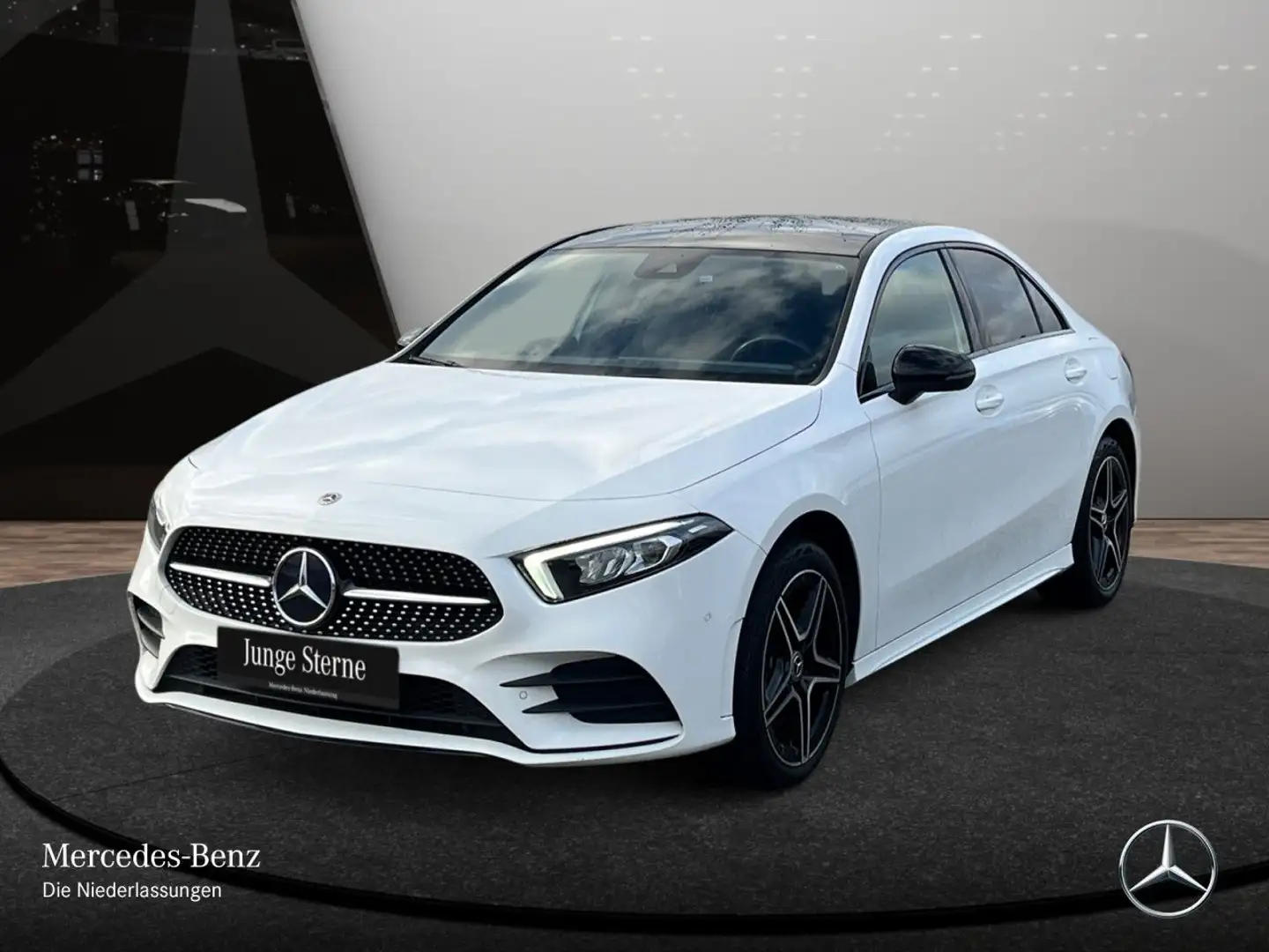 Mercedes-Benz A 250 e Lim AMG+NIGHT+PANO+AHK+LED+KAMERA+8G Weiß - 2