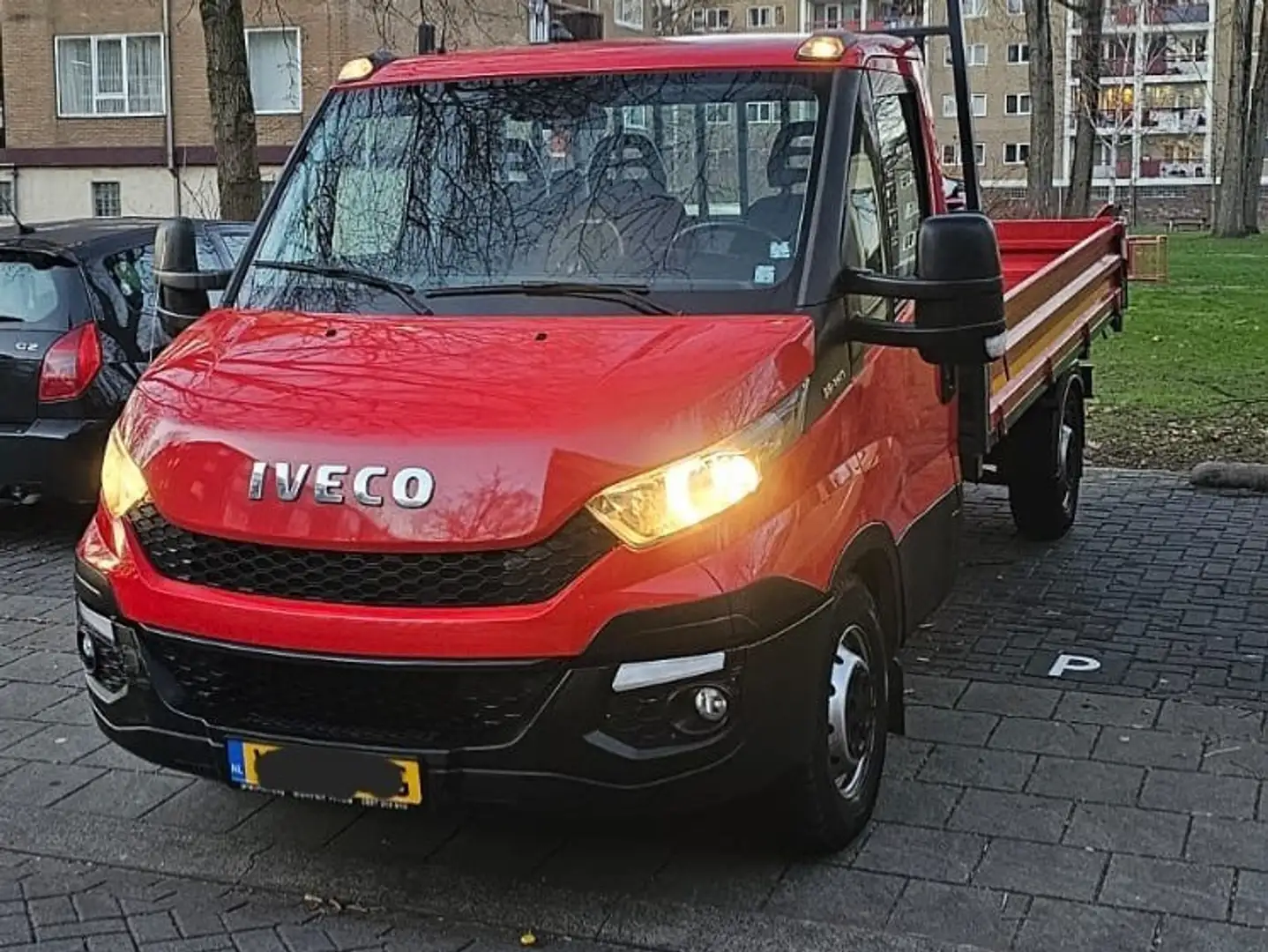 Iveco Daily 35-150 kiepwagen aan drie zijden Rood - 1