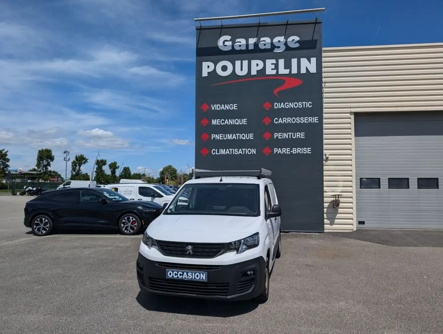 Peugeot Partner STANDARD 650KG BLUEHDI 100CH S\u0026S BVM5 PREMIUM Blanc - 1