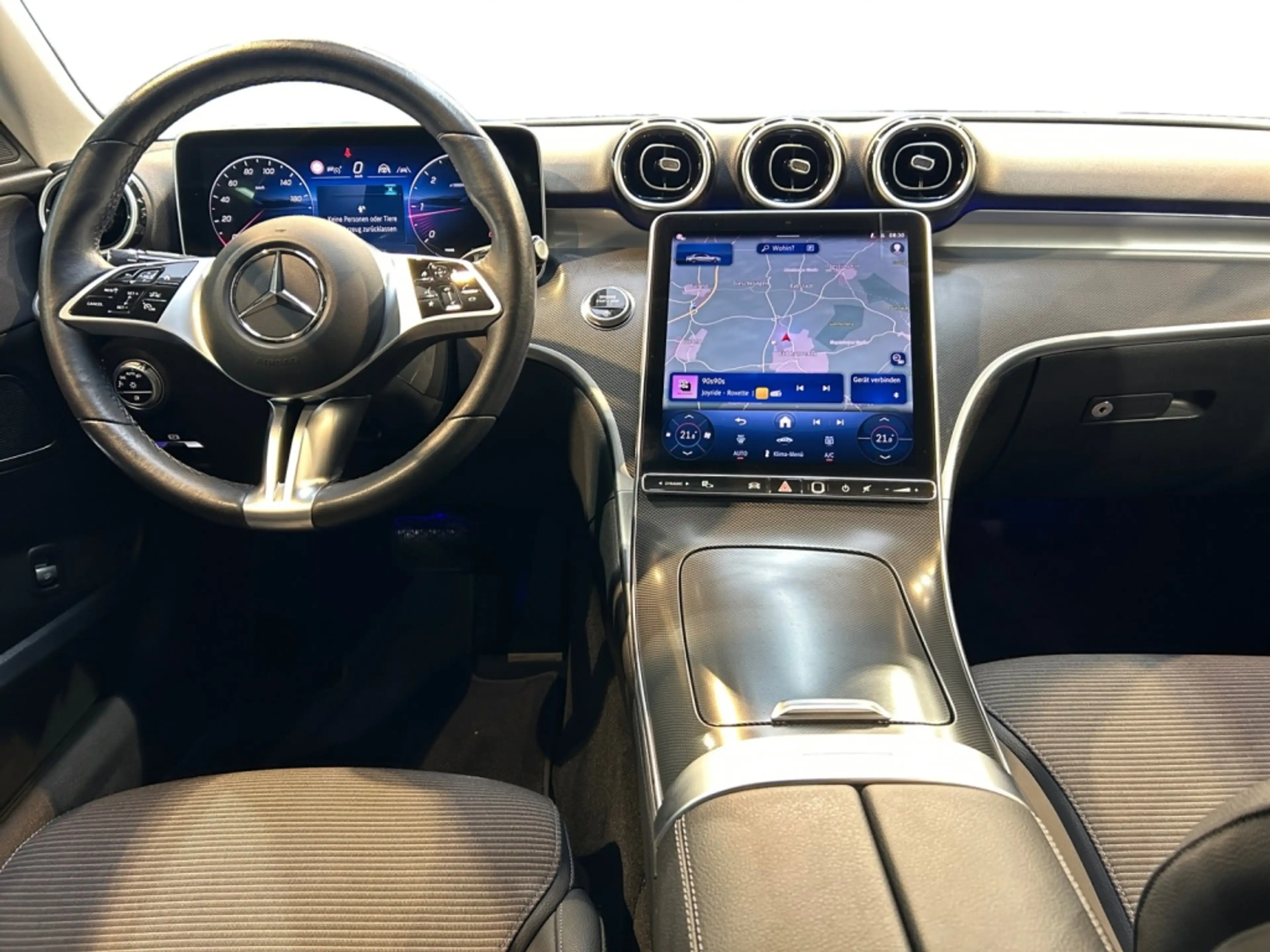 Mercedes-Benz C 200 d Avantgarde Avantgarde+MBUX+Wide+Cam+LED — photo 12