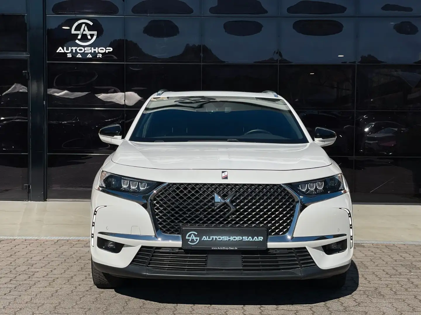 DS Automobiles DS 7 Crossback DS 7 Crossback E-Tense 4x4 So Chic Weiß - 2