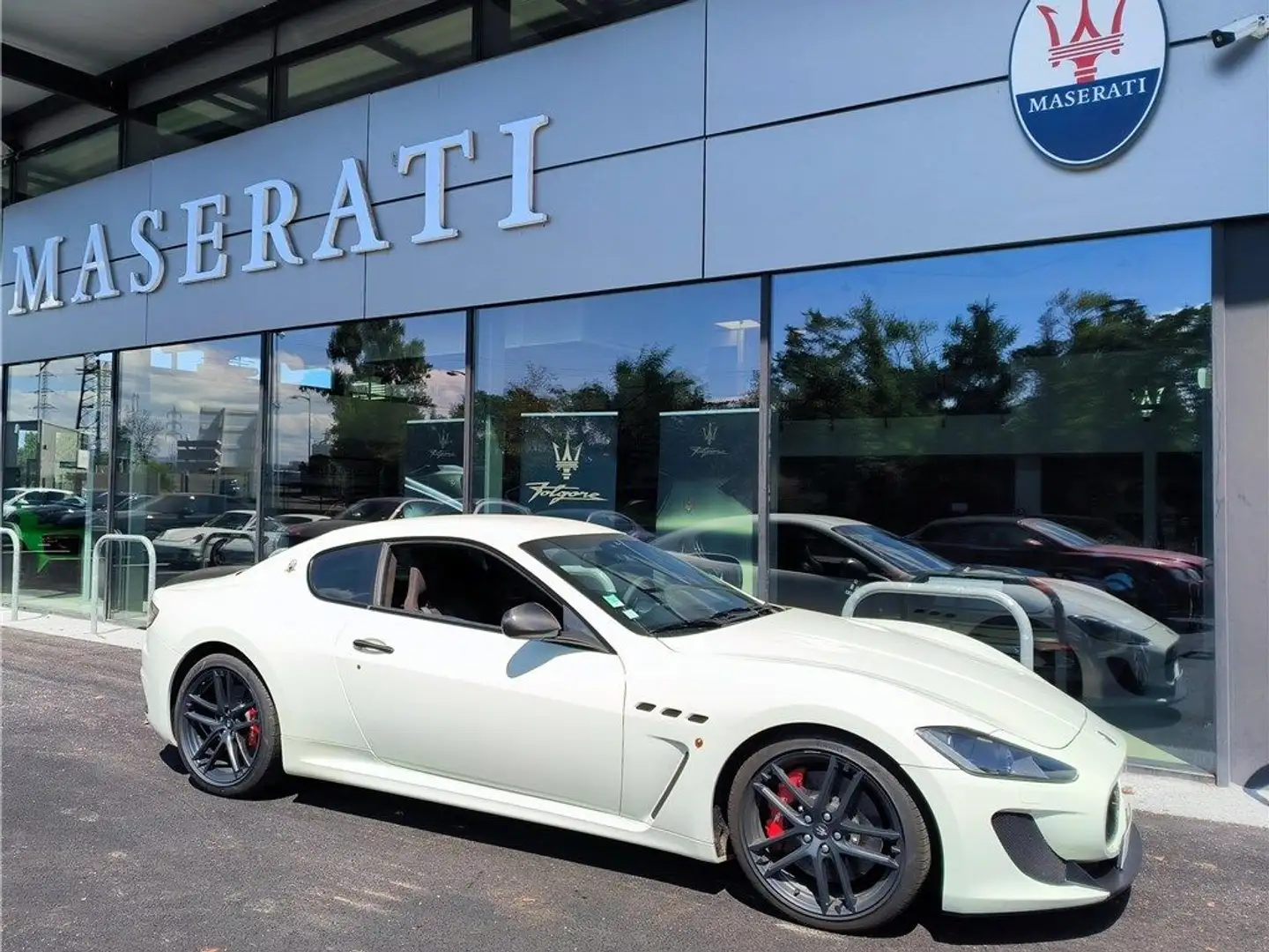 Maserati GranTurismo MC Stradale 4.7 V8 460 Blanc - 2