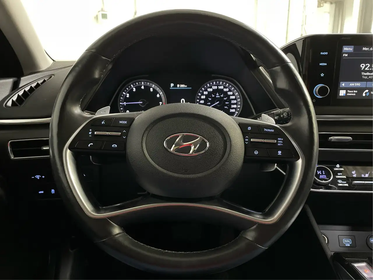 Hyundai SONATA снимка Hyundai SONATA
